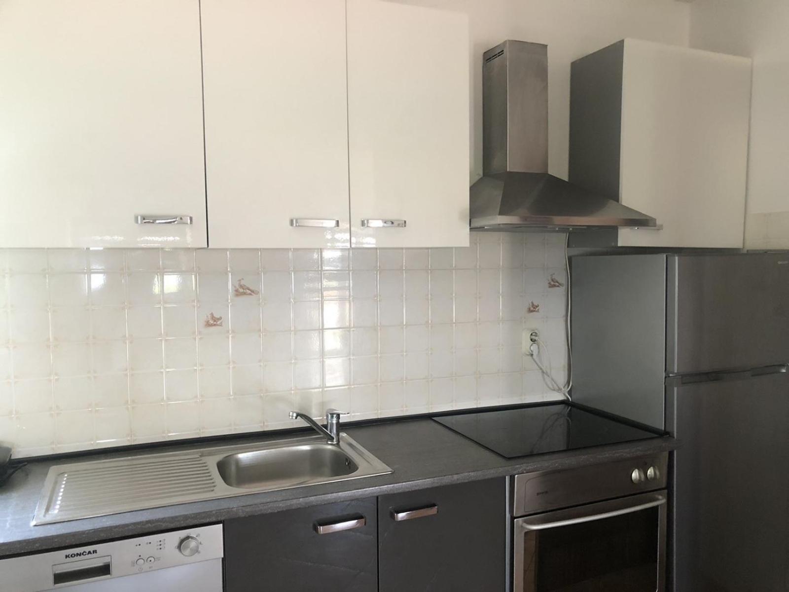 Apartman Sara โรวีน ภายนอก รูปภาพ